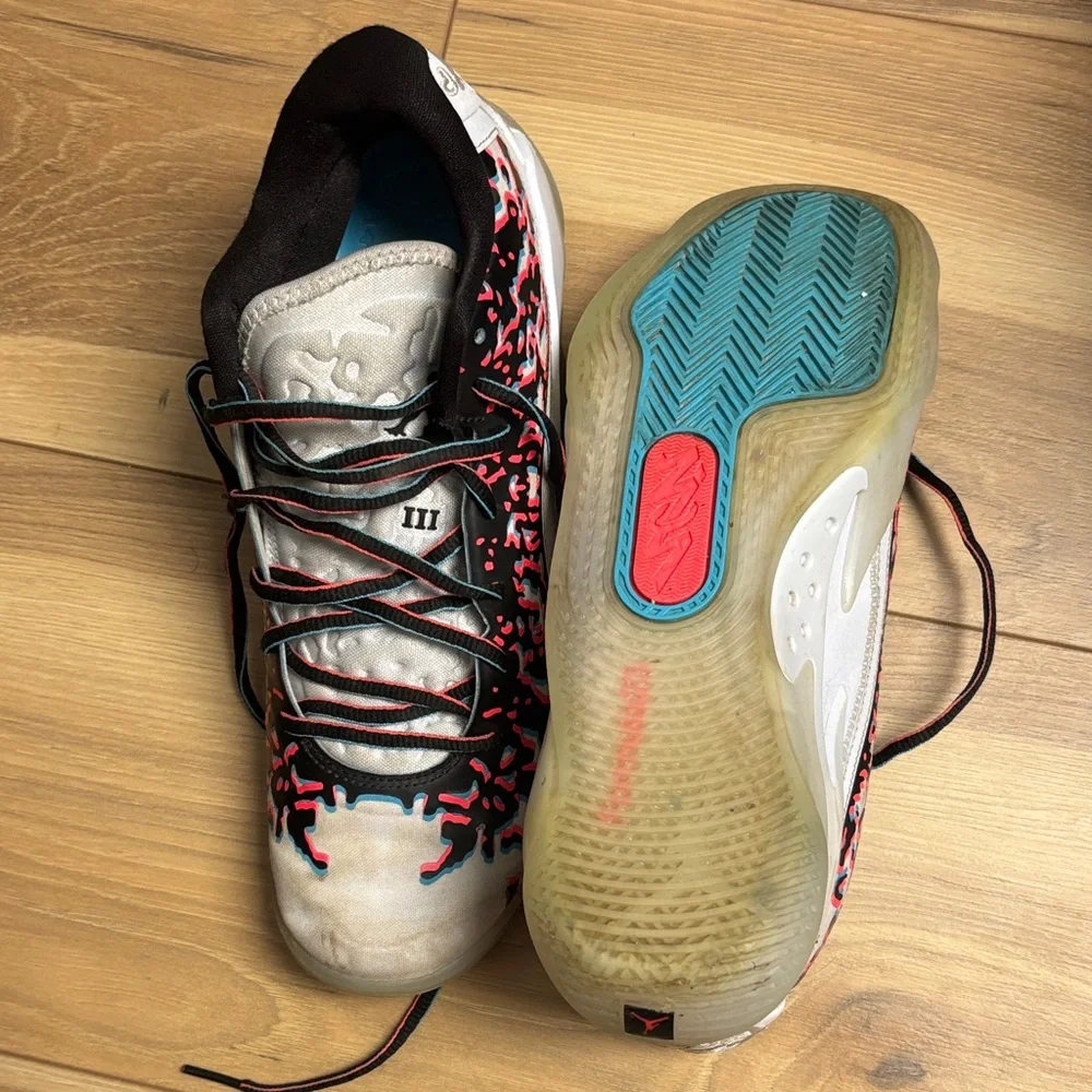 Jordan Zion 3 Athletic Shoes - White and Black with Red Accents - Picture 3 of 3